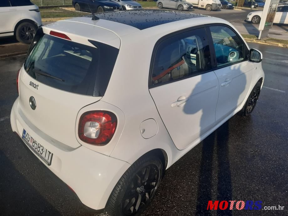 2015' Smart Forfour 1.0 photo #3