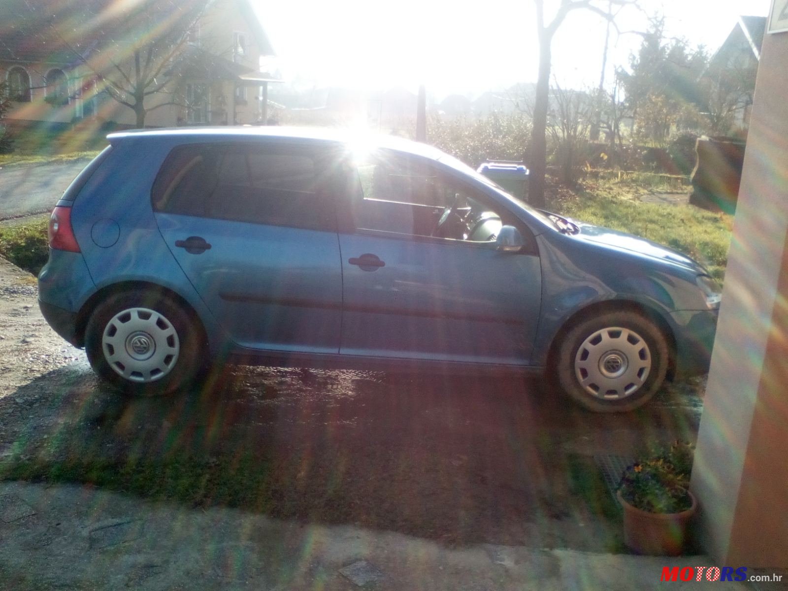 2004' Volkswagen Golf V photo #3