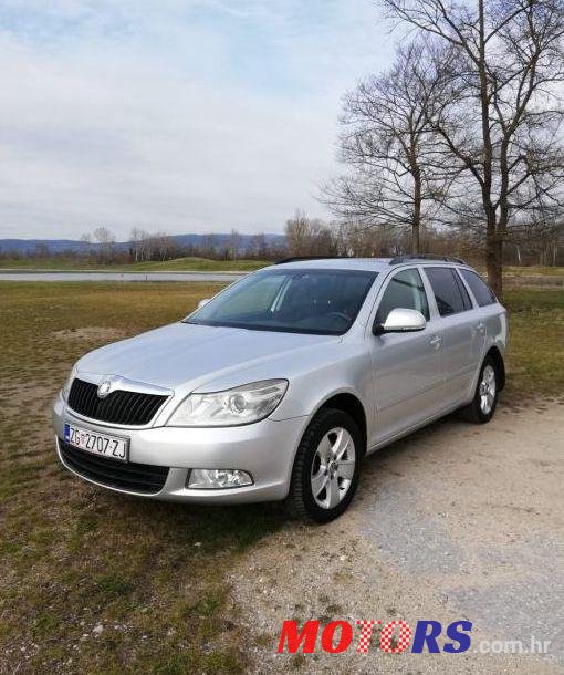 2009' Skoda Octavia Combi 1,6 photo #1