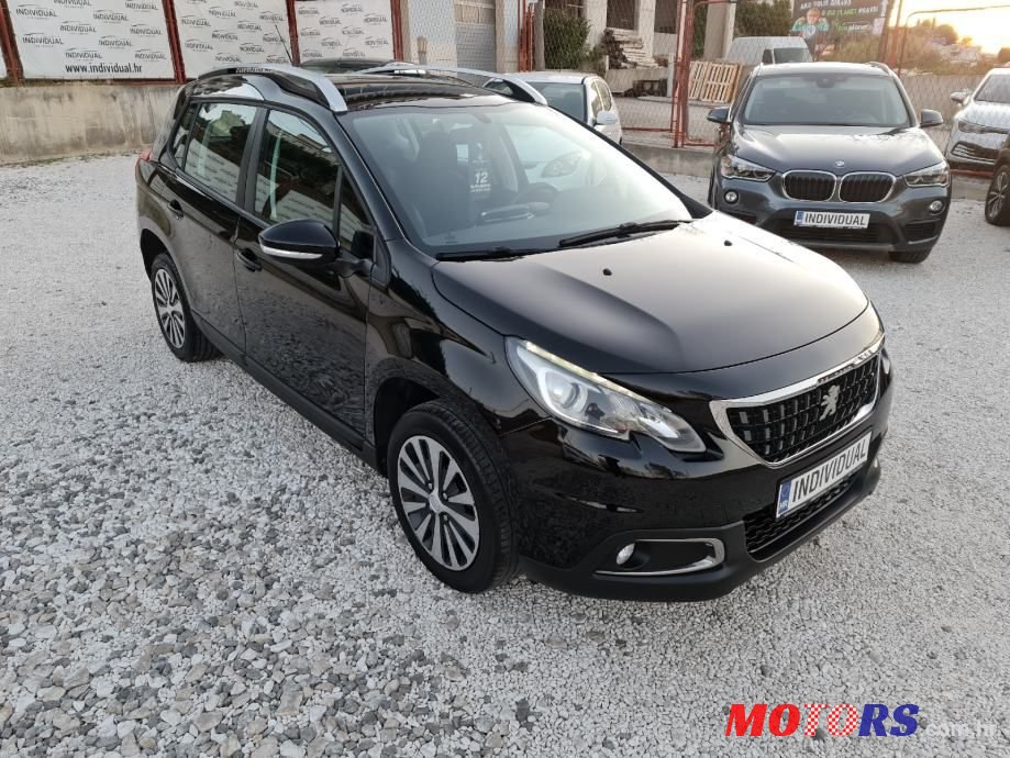 2017' Peugeot 2008 1,6 Bluehdi photo #1