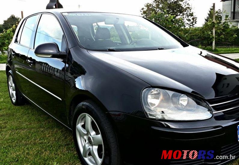 2008' Volkswagen Golf V 1,9 Tdi photo #1