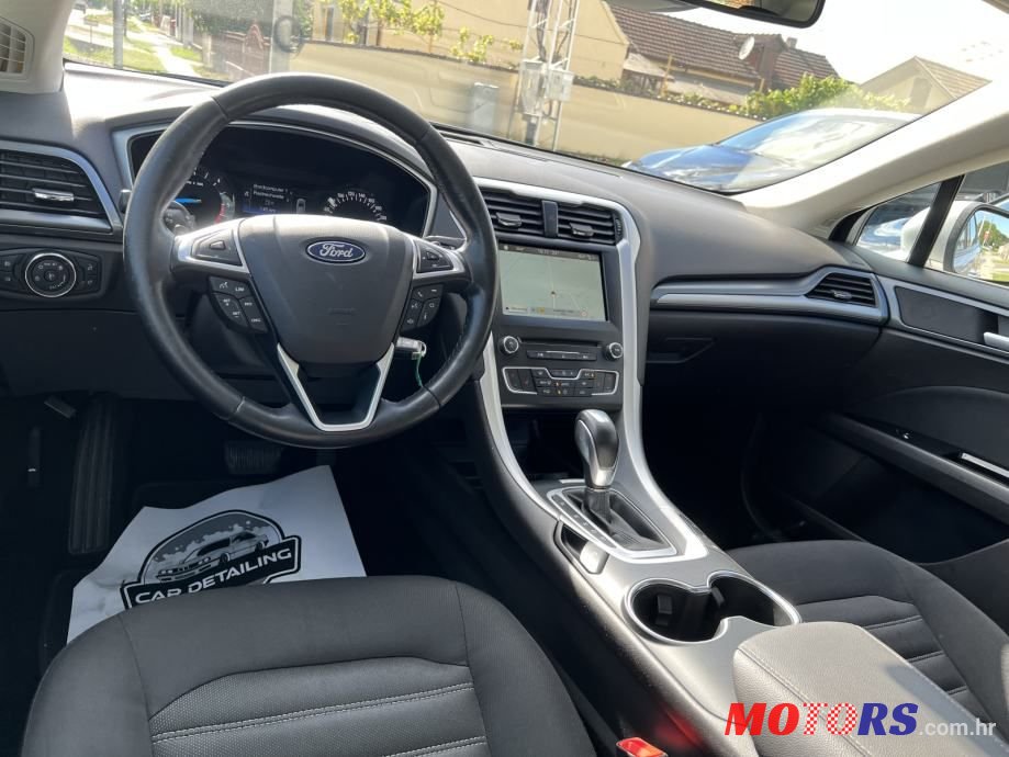 2017' Ford Mondeo Karavan photo #2