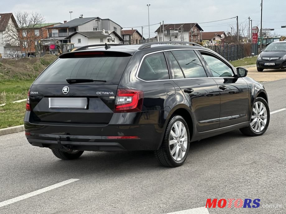 2018' Skoda Octavia Combi photo #4