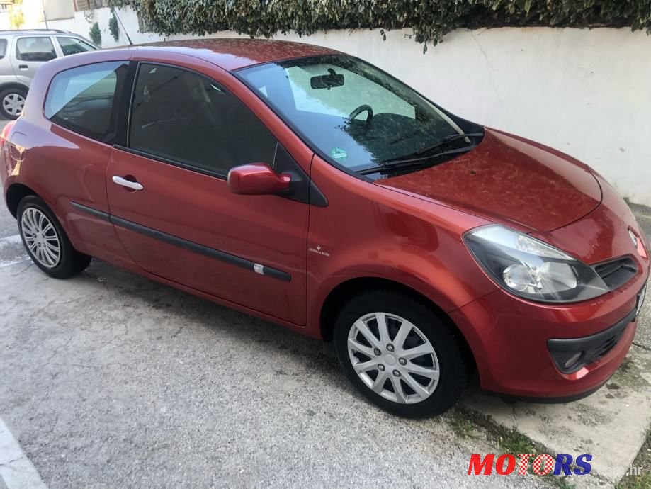 2006' Renault Clio 1,6 16V photo #1