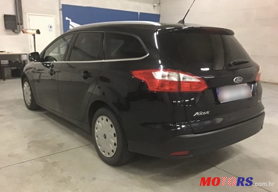 2013' Ford Focus Karavan photo #5