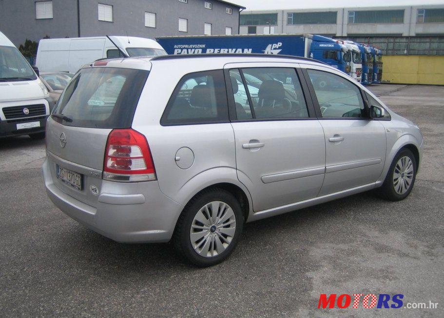 2008' Opel Zafira 1,9 Cdti photo #2