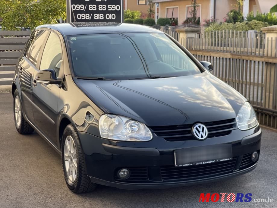 2007' Volkswagen Golf 5 photo #3