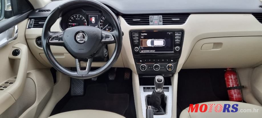 2016' Skoda Octavia Combi photo #6