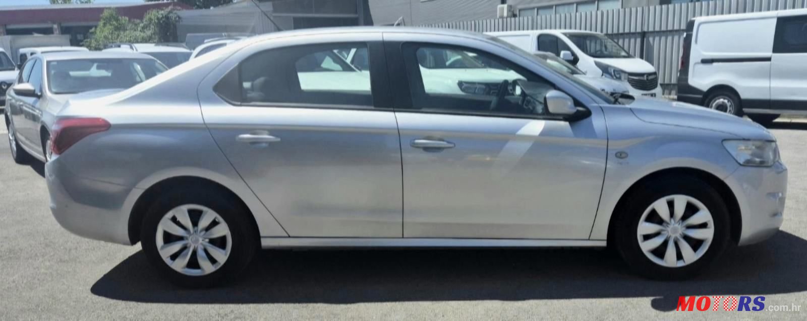 2013' Citroen C-Elysee 1,6 Hdi photo #3