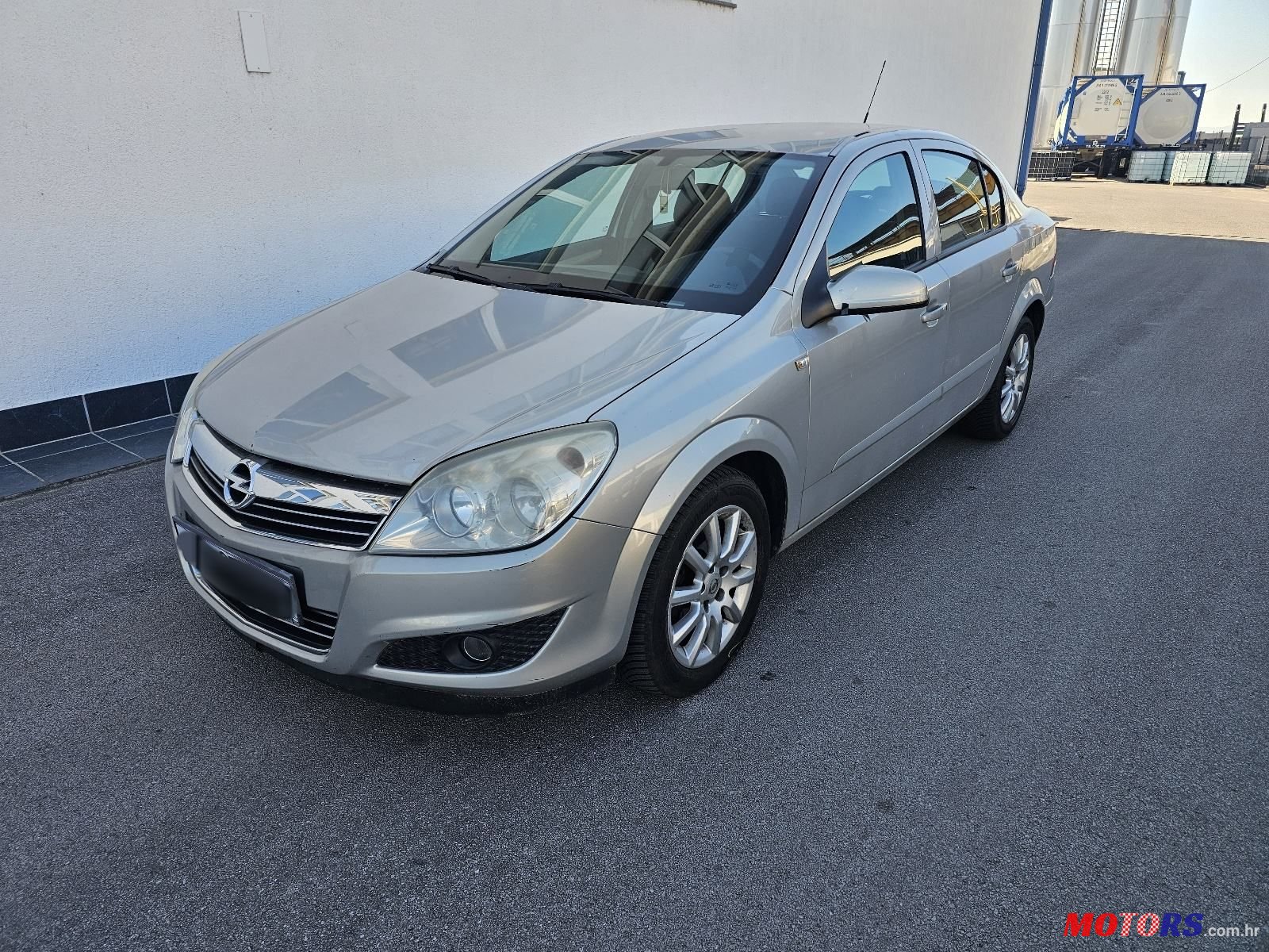 2008' Opel Astra 1,8 16V photo #1