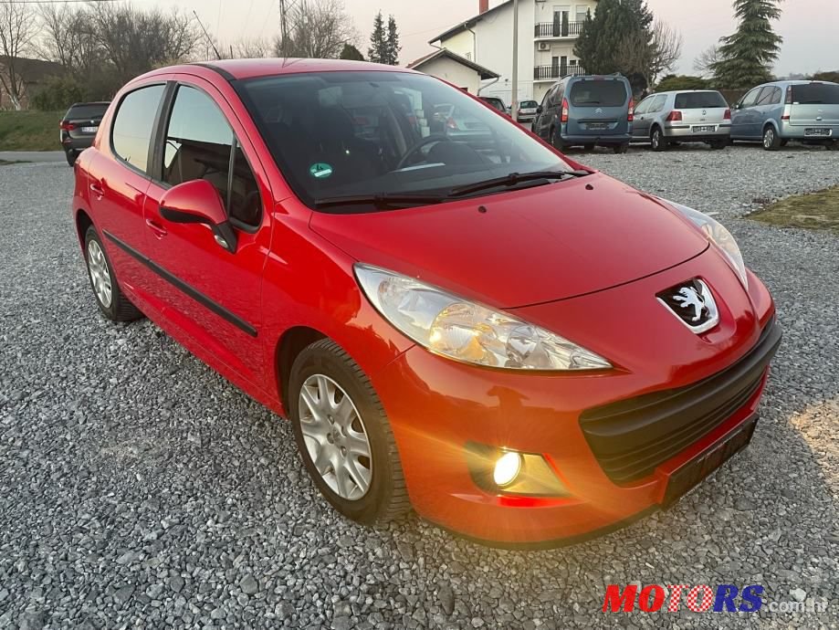 2011' Peugeot 207 1,6 Hdi photo #3