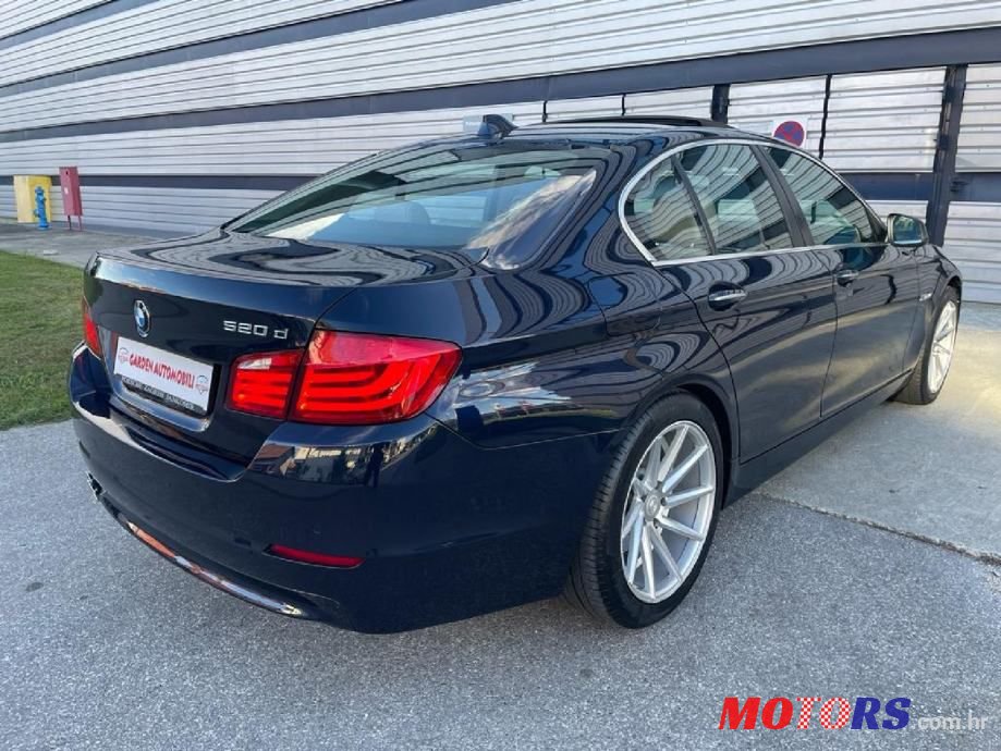 2010' BMW Serija 5 520D photo #4