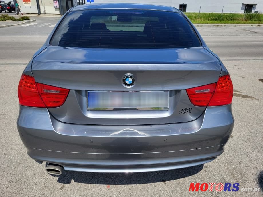 2009' BMW Serija 3 318D photo #4