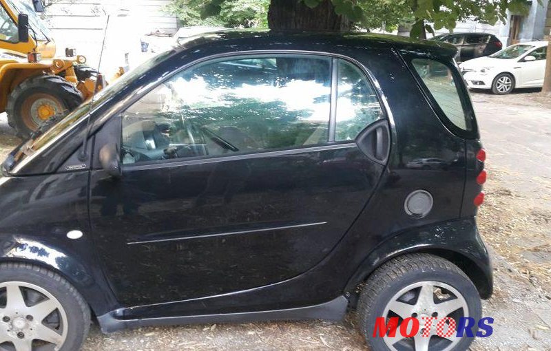 2005' Smart Fortwo Pure Softip photo #1
