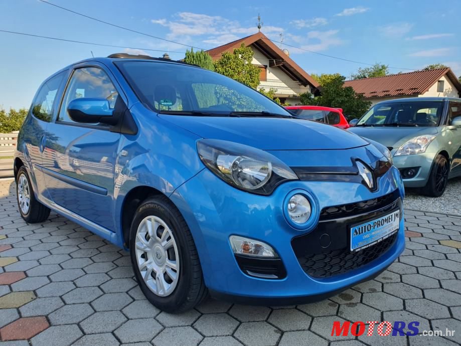 2012' Renault Twingo photo #2