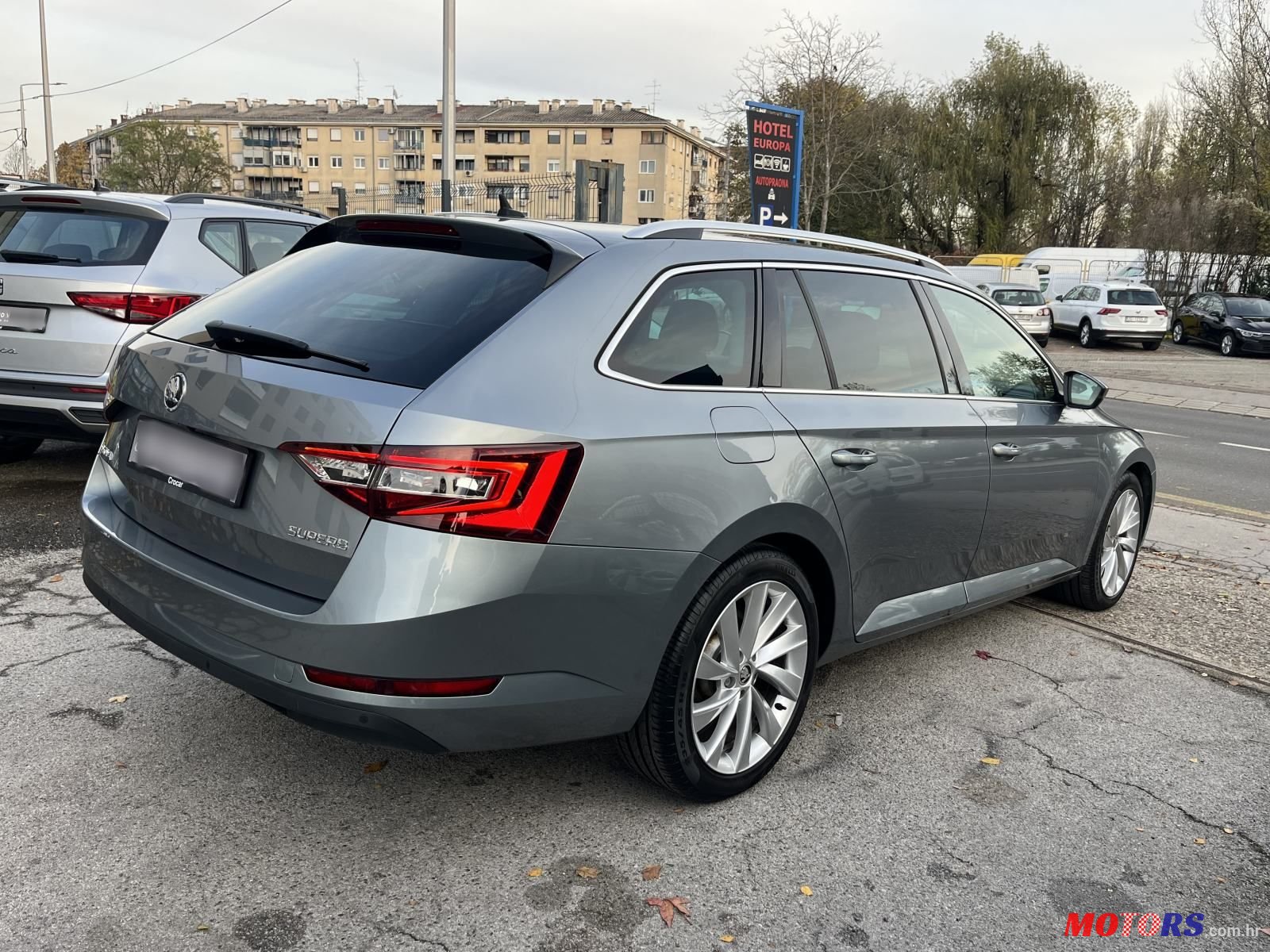 2019' Skoda Superb Combi photo #6