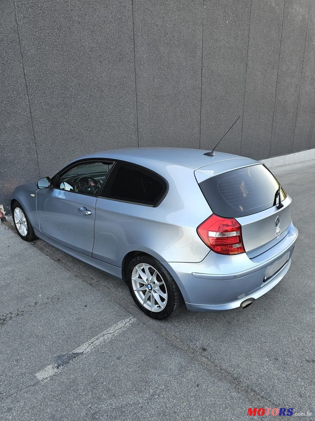 2011' BMW Serija 1 116D photo #5