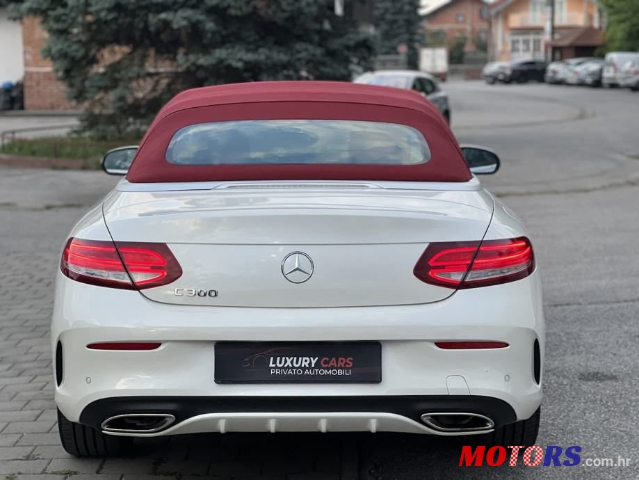 2017' Mercedes-Benz C-Klasa Coupe 300 photo #3