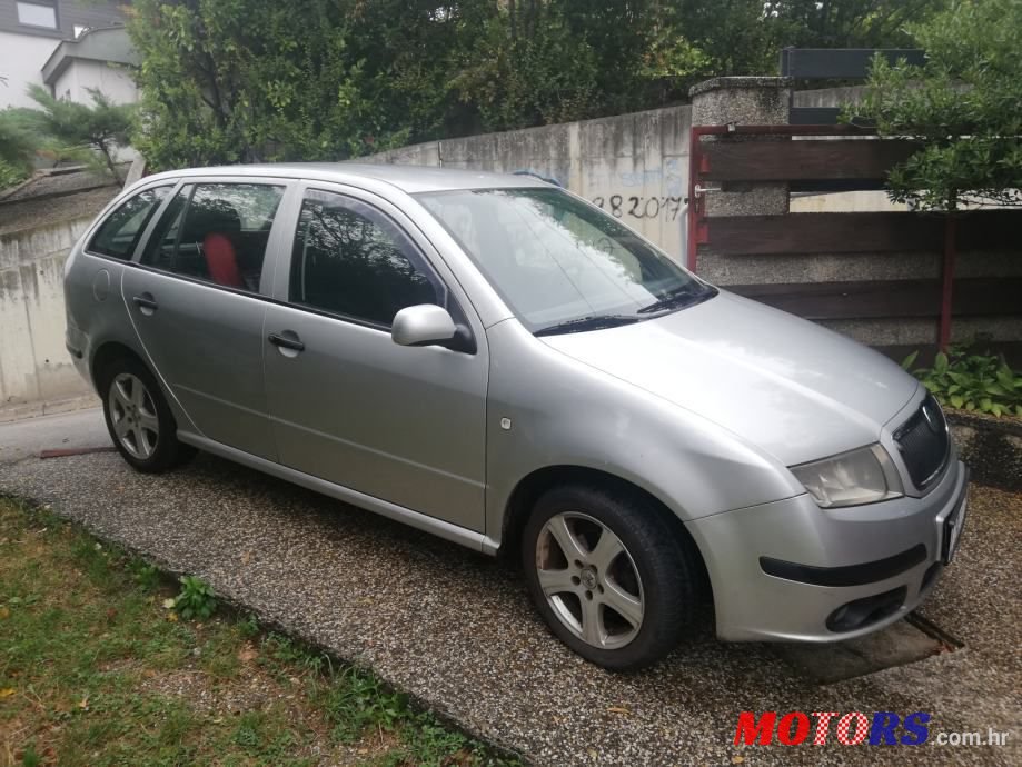 2007' Skoda Fabia Combi photo #1