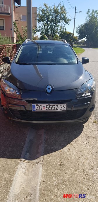 2012' Renault Megane photo #1