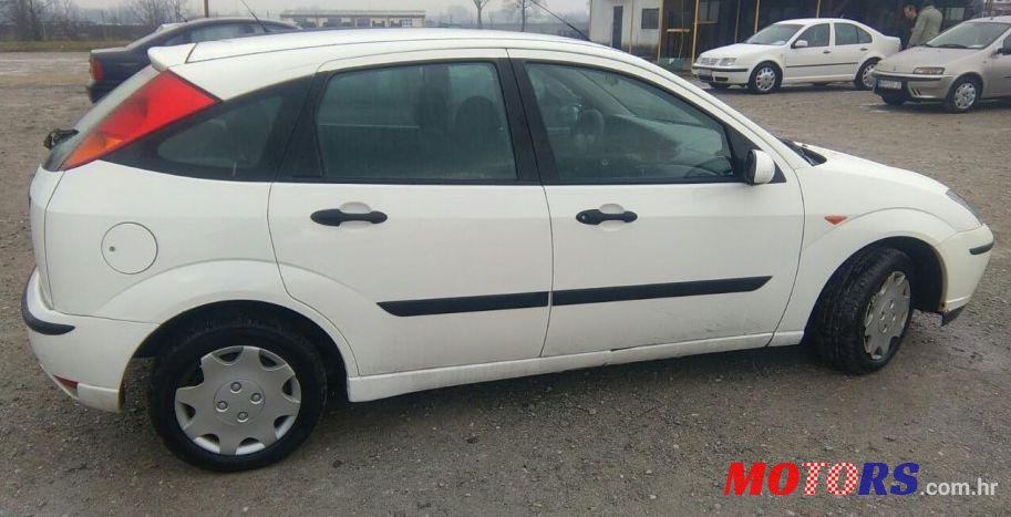 2002' Ford Focus 1,8 photo #2