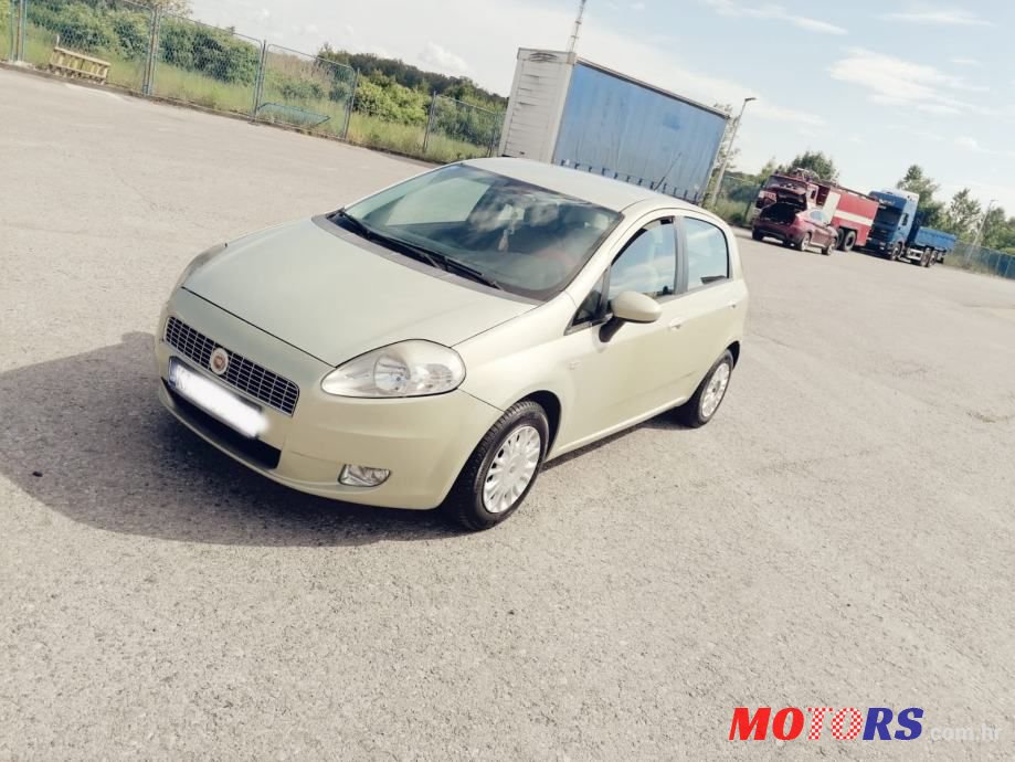 2007' Fiat Grande Punto photo #4