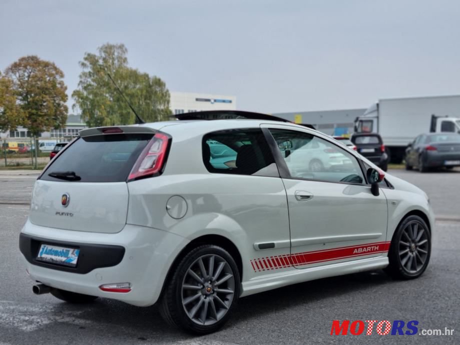 2010' Fiat Punto Evo photo #2