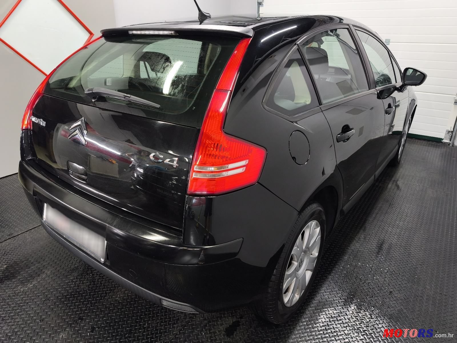 2010' Citroen C4 1,6 Hdi photo #4