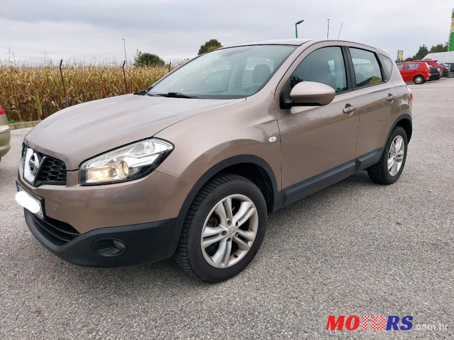 2011' Nissan Qashqai photo #1