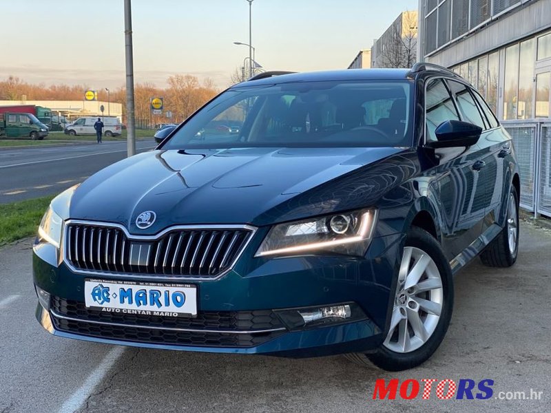 2016' Skoda Superb Combi photo #1