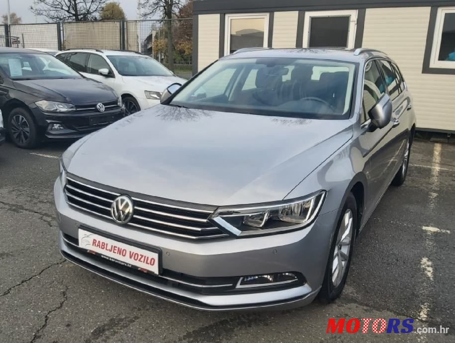 2018' Volkswagen Passat Variant photo #2