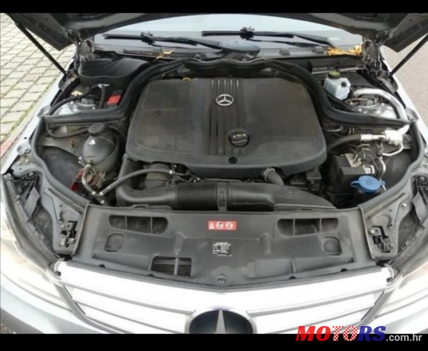 2012' Mercedes-Benz C-Klasa 200 Cdi photo #6