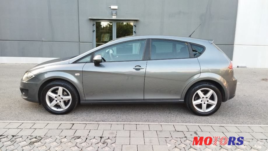 2013' SEAT Leon 1,6 Tdi photo #2