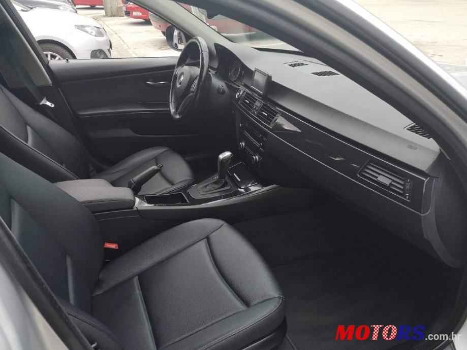 2009' BMW Serija 3 318D photo #4