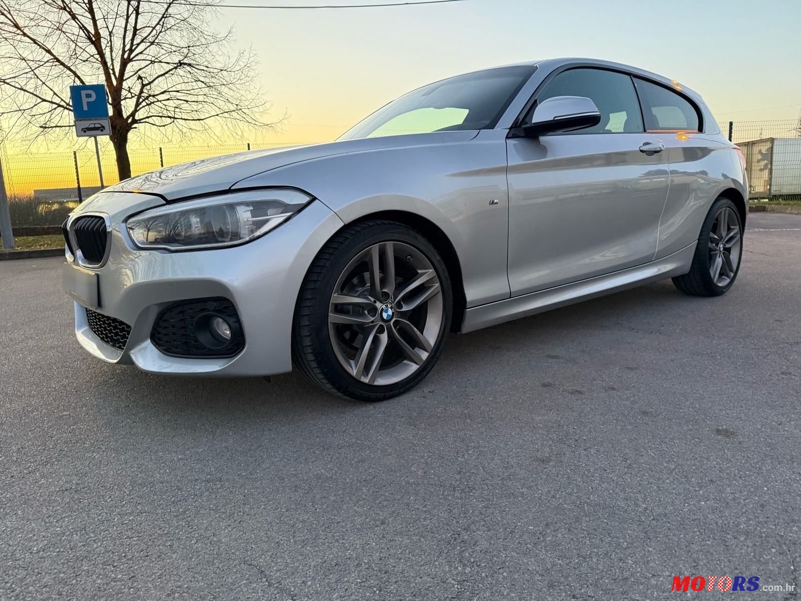 2016' BMW Serija 1 118D photo #1