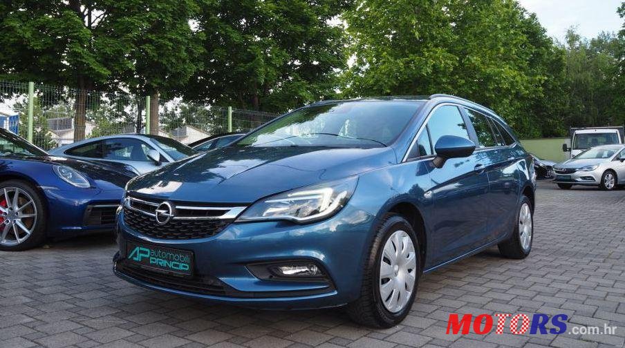 2016' Opel Astra Karavan 1.6 Cdti photo #1