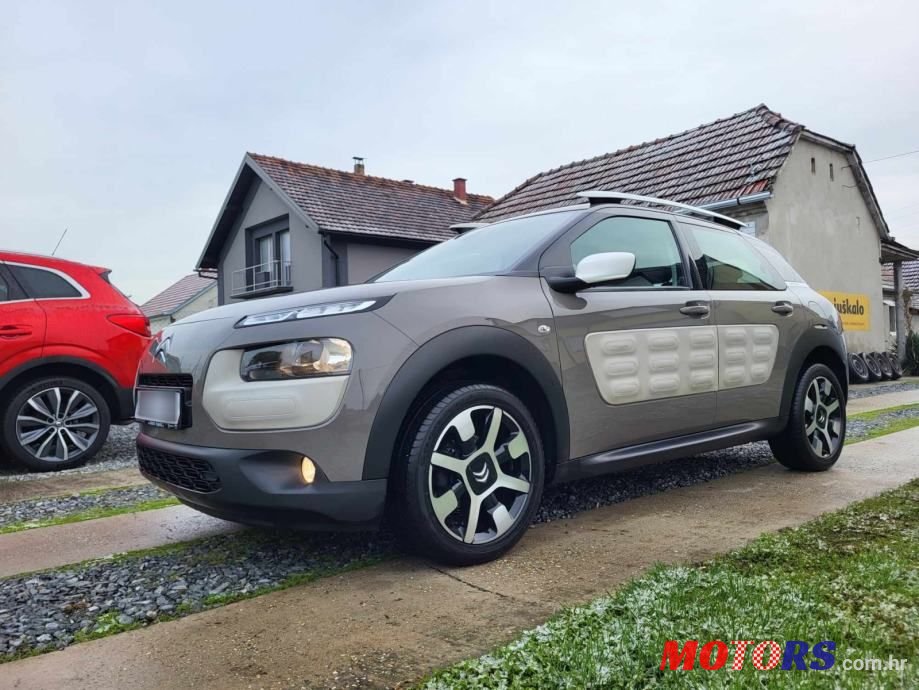 2014' Citroen C4 Cactus 1,2 Vti photo #3