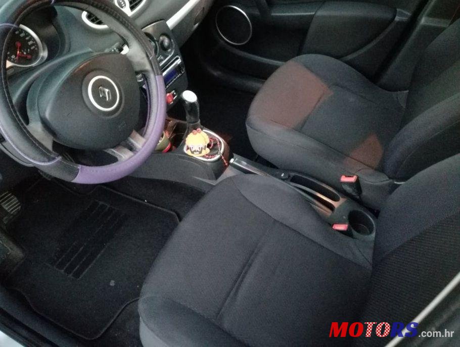 2007' Renault Clio 1,2 16V photo #5