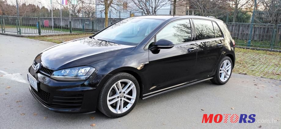 2015' Volkswagen Golf 7 Gtd photo #1