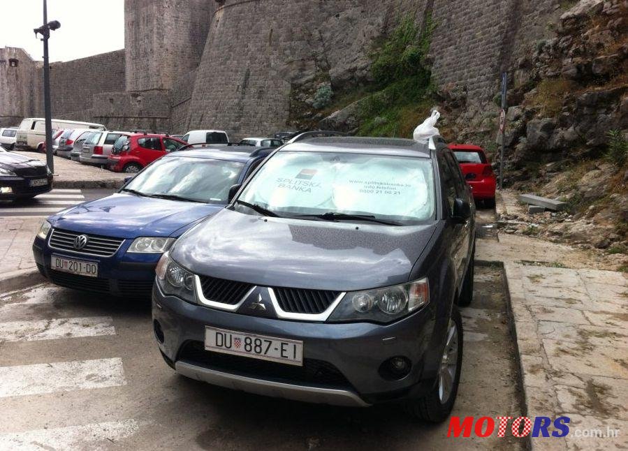 2008' Mitsubishi Outlander 2,0 Did photo #2