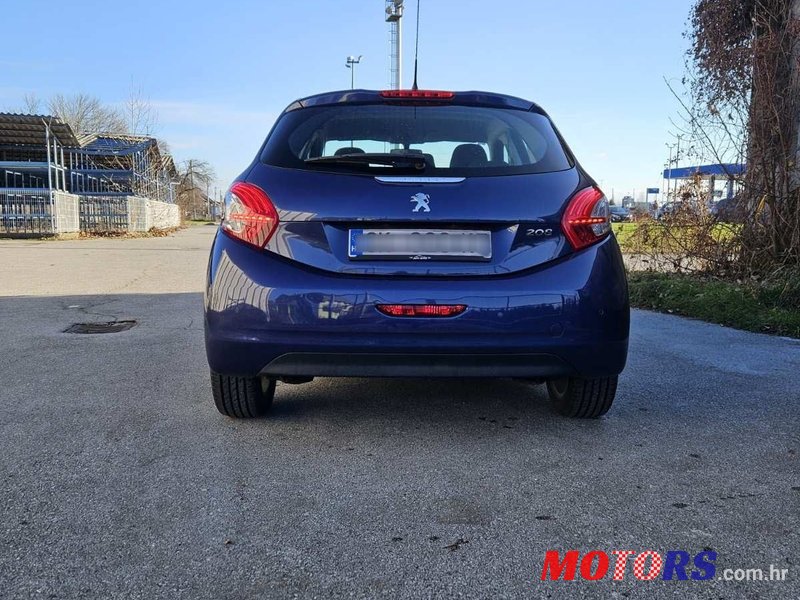 2013' Peugeot 208 1,2 Vti photo #6