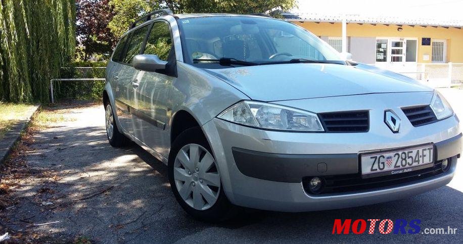 2005' Renault Megane Grandtour photo #2