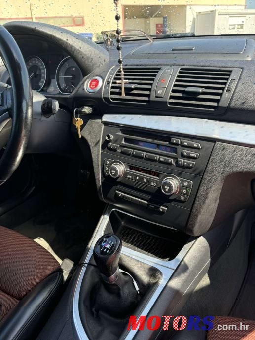 2008' BMW Serija 1 120D photo #3