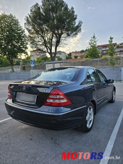 2002' Mercedes-Benz C-Klasa 220 photo #4