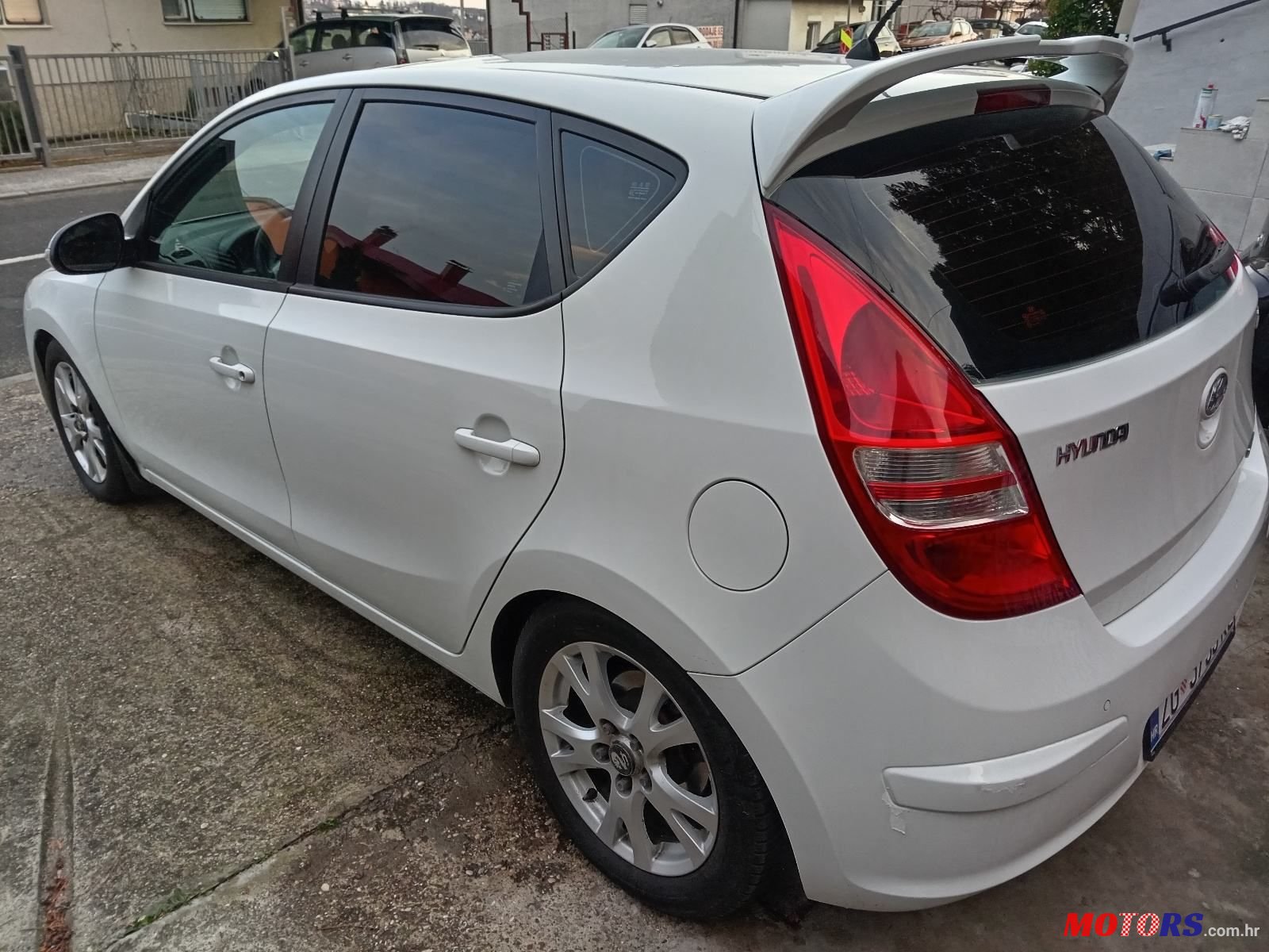 2009' Hyundai i30 1,6 Crdi photo #1