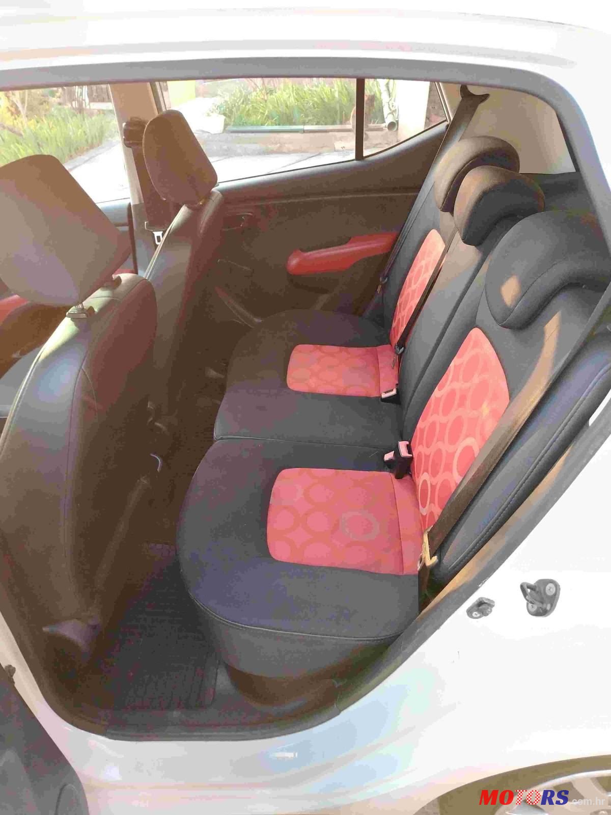 2010' Hyundai i10 1,1 photo #4