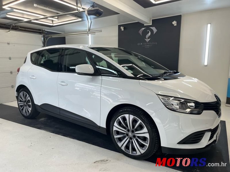 2020' Renault Scenic Dci photo #1