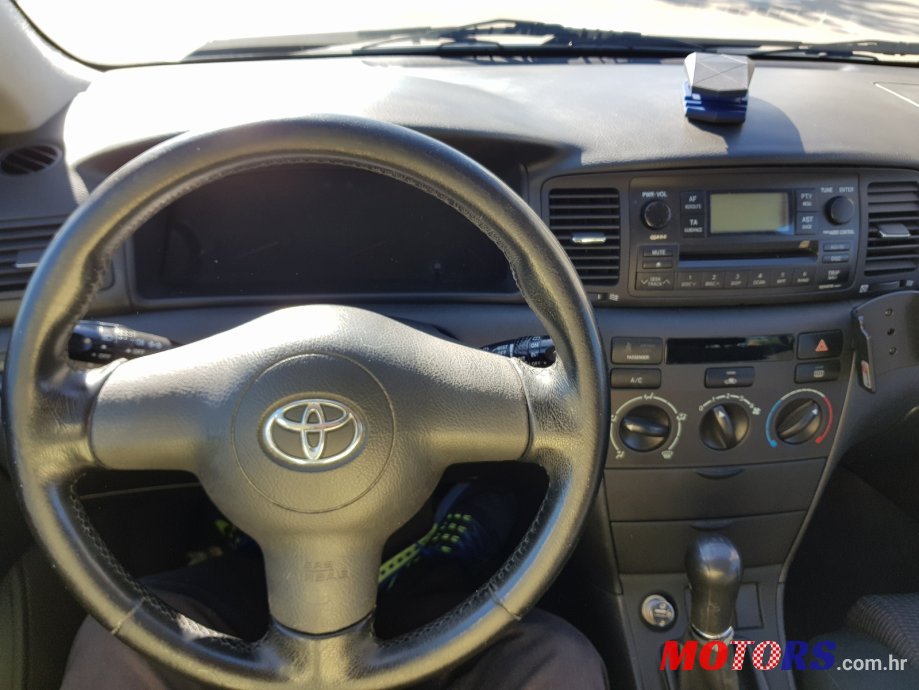 2006' Toyota Corolla photo #3
