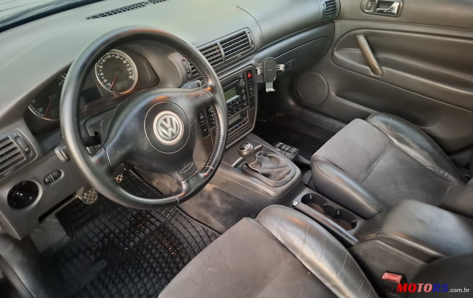 2005' Volkswagen Passat 1,9 Tdi photo #6