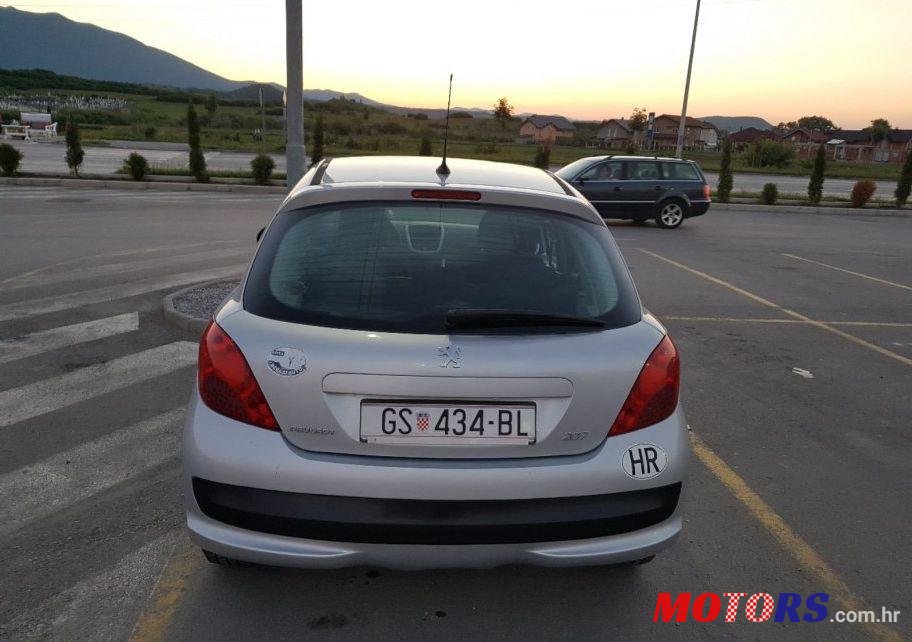 2008' Peugeot 207 1,4 16V photo #1